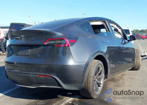 2025 Tesla Model Y Long Range Dual Motor Rear-Wheel Drive из США, поврежденный, VIN 7SAYGDED8SF266679